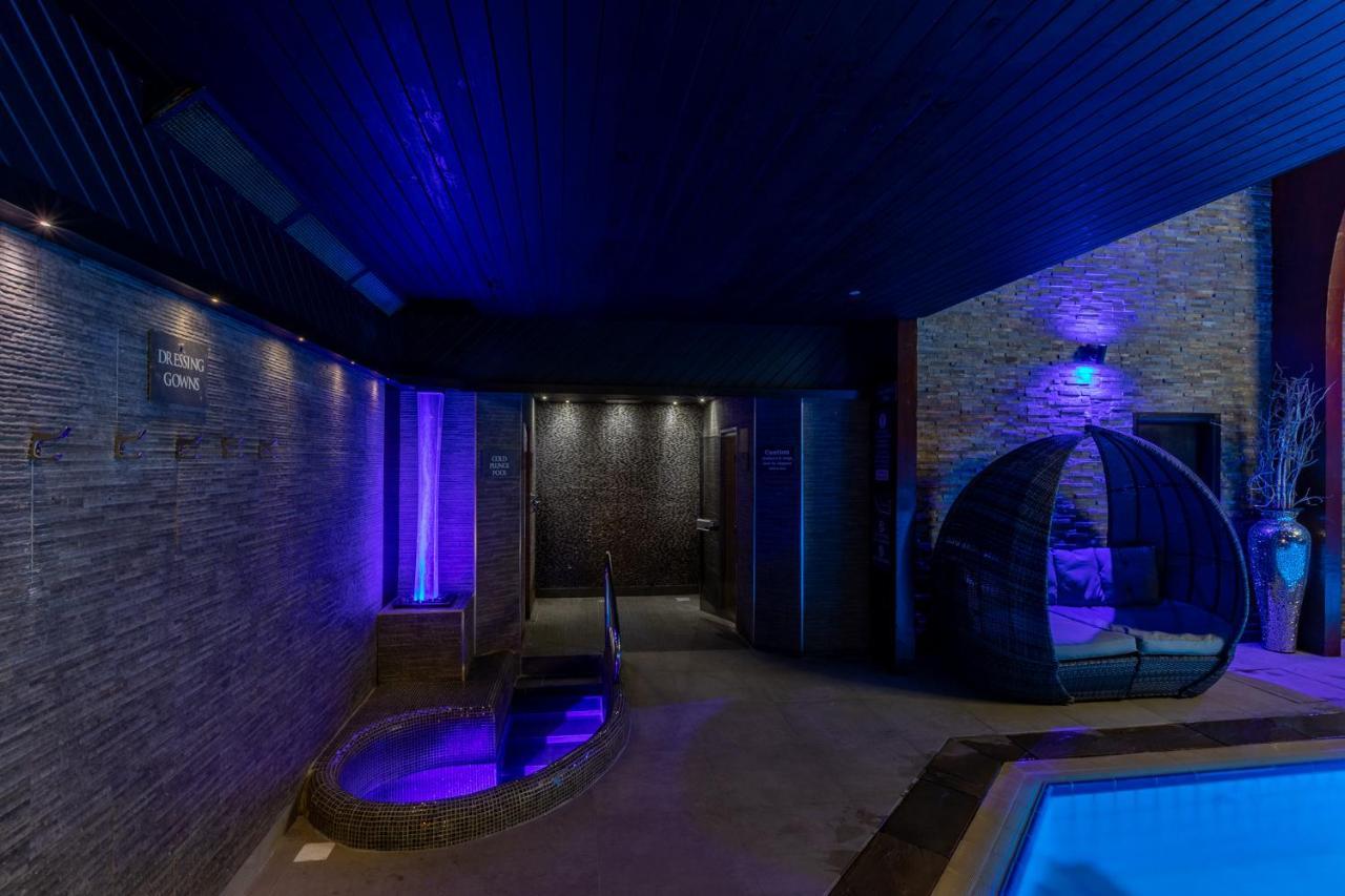 Lakes & Hotel 5*