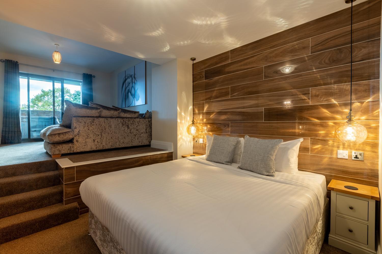 Lakes & Hotel 5*